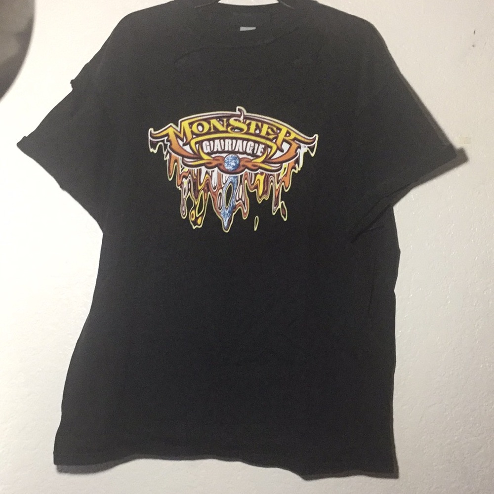 Custom graphic tee shirt
